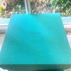 Set of 4 stemless Tiffany wine glasses